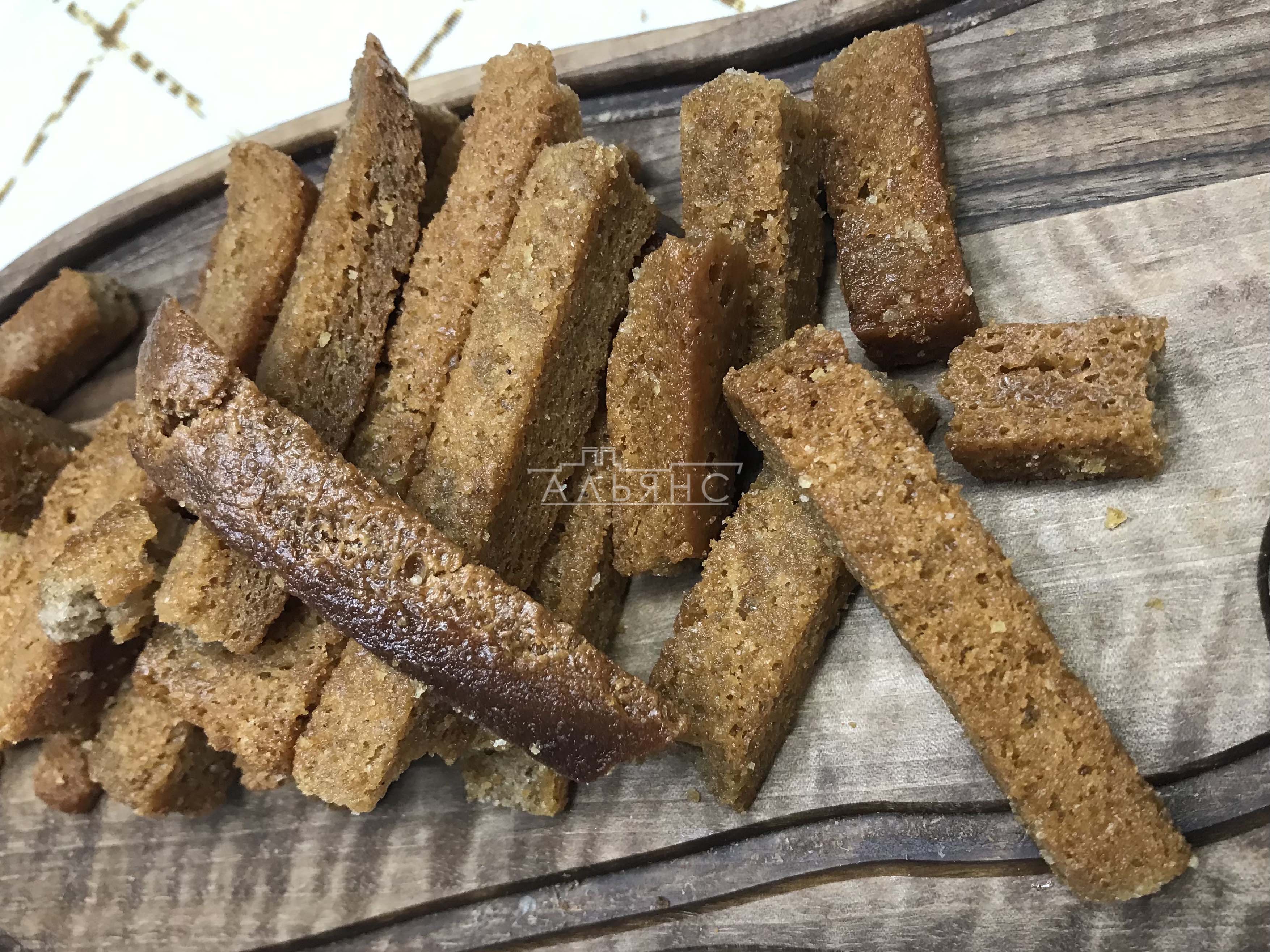 Деревенские гренки с чесноком в Электроуглях