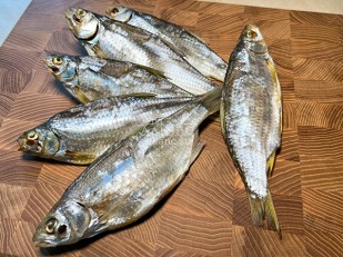 Ряпушка вяленая: Тарань вяленая (Азовская)