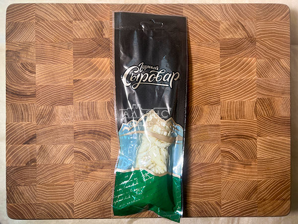 Сыр 100 гр ГОРНЫЙ СЫРОВАР (Косичка с укропом и чесноком) в Электроуглях