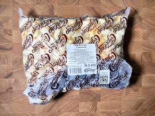 Сыр 1 кг ГОРНЫЙ СЫРОВАР (Нити с укропом и чесноком): Сыр ГОРНЫЙ СЫРОВАР (Бочонок с паприкой)